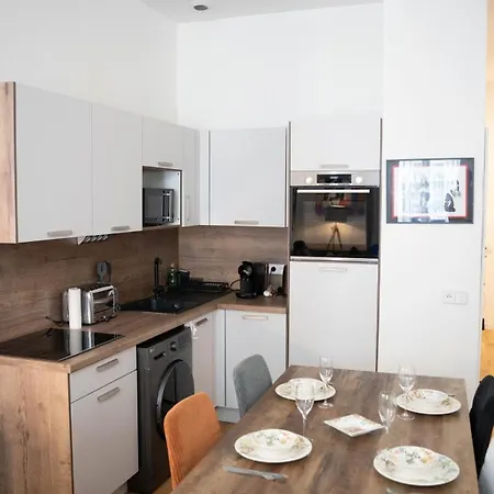 Apartment Celine 36 Au Coeur Du 16 Ieme *